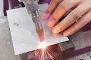 手持激光焊接機(jī)受歡迎的原因有哪些？~